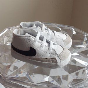 Nike baby shoes Size 4 Blazer mid